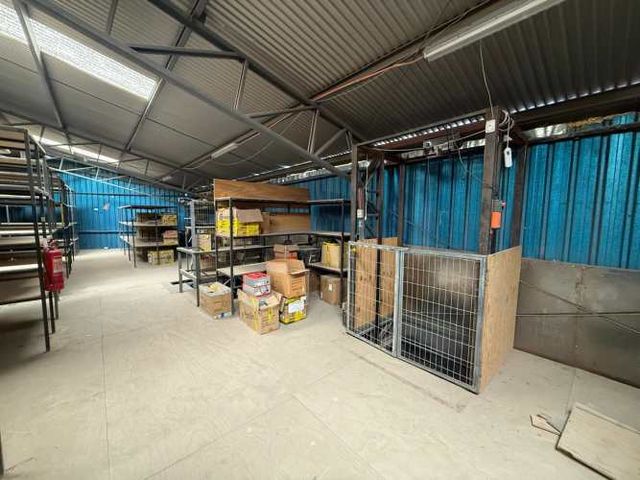Arriendo Local - Galpón Comercial