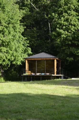 DISPONIBLE CABAÑAS TEMPORADA VERANO 2026