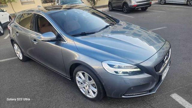 VOLVO V40 2018 (ARICA)