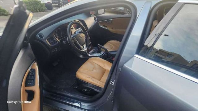 VOLVO V40 2018 (ARICA)