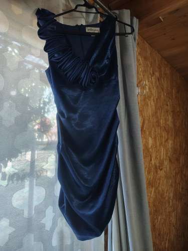 Vestido de fiesta exclusivo sin detalles xs