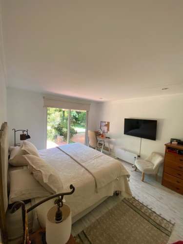 VENTA CASA PROVENZAL EN PIEDRA ROJA, 3D + SERVICIO + PISCINA + TERRAZA TECHADA + QUINCHO ¡A PASOS DEL COLEGIO SAN JOSÉ Y VERBO DIVINO!