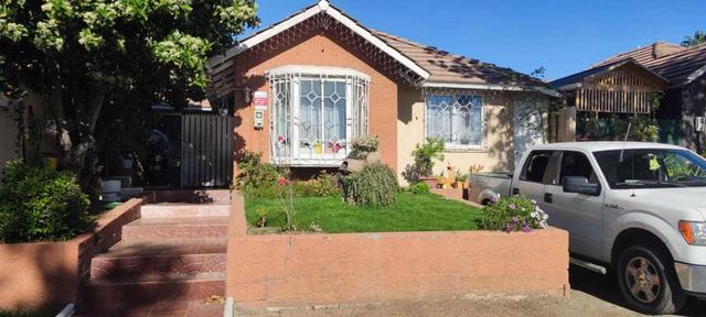 MODERNA CASA REMODELADA (134808)