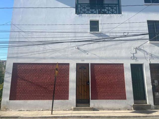 Venta amplio departamento (134799)