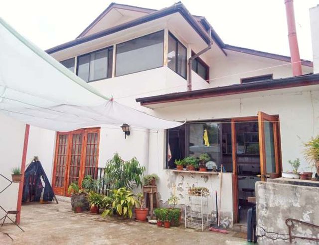 GRAN CASA INDEPENDIENTE CON PATIO CERRO PLACERES