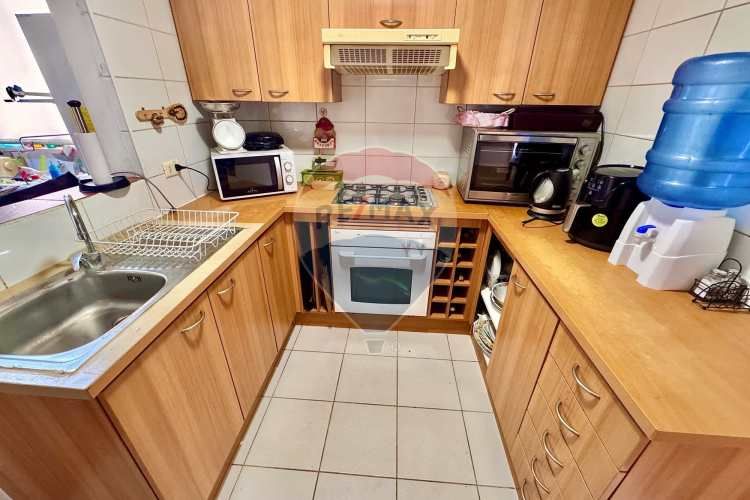 Casa en venta 5d + 4 b, piscina.