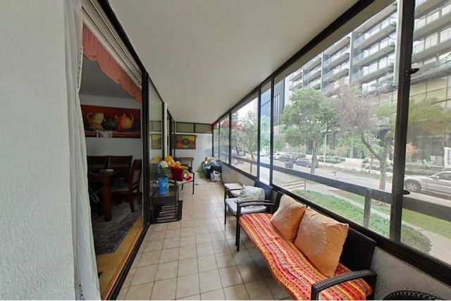 Excelente a pasos del metro manquehue