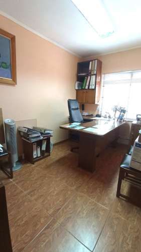 CRISOL VENDE DEPTO PRIMER PISO, ESTACIONAMIENTO