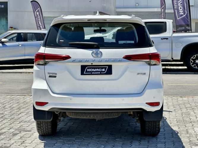 Toyota Fortuner 2.7 Sr5 At 2023