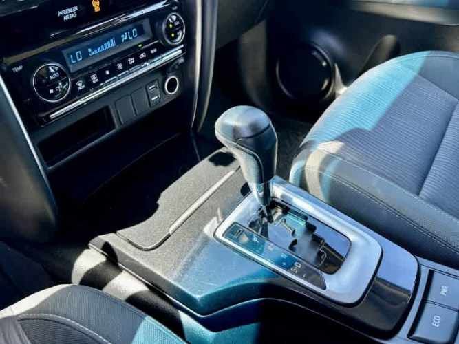 Toyota Fortuner 2.7 Sr5 At 2023