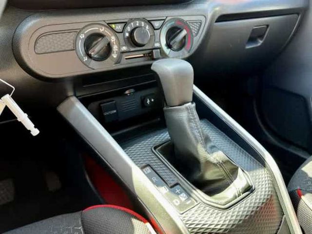 Toyota Raize 1.2 E Cvt At 2023