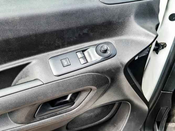 PEUGEOT PARTNER 2021