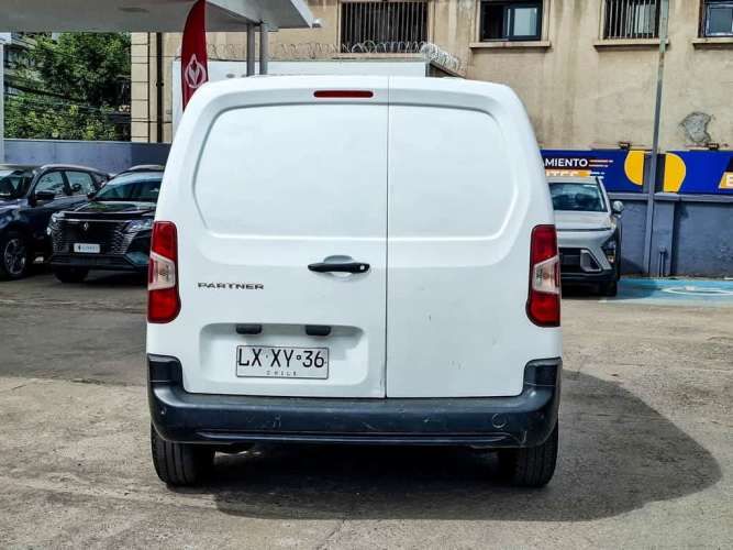 PEUGEOT PARTNER 2021