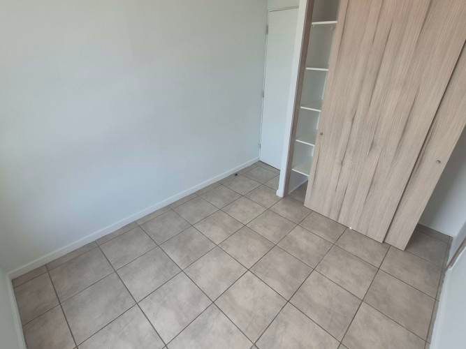 2 DORM MARIPOSA con ESTACIONAMIENTO metro MATTA a 2 CUADRAS