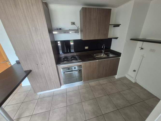 2 DORM MARIPOSA con ESTACIONAMIENTO metro MATTA a 2 CUADRAS