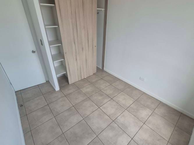 2 DORM MARIPOSA con ESTACIONAMIENTO metro MATTA a 2 CUADRAS