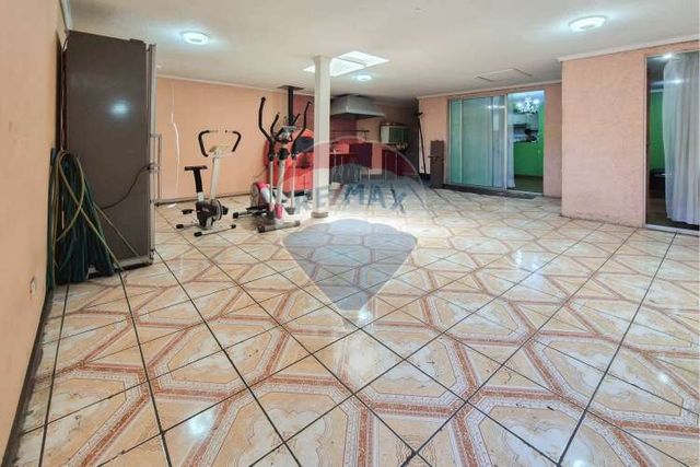 Casa muy espaciosa, 260 m2 utiles.