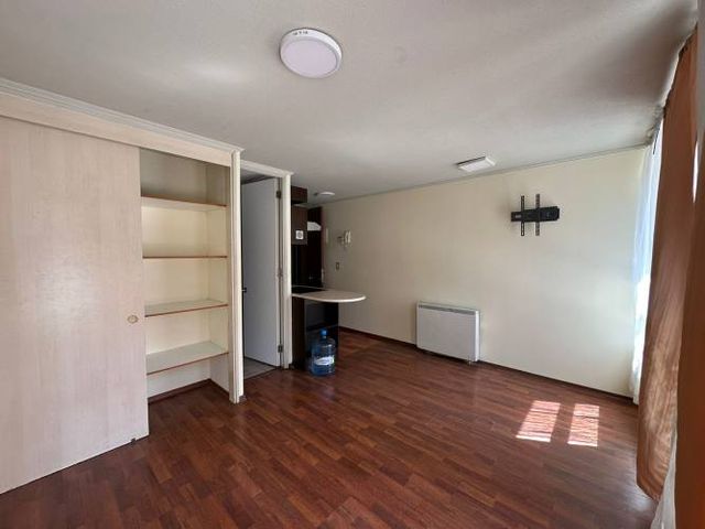 Portugal 564, Monoambiente