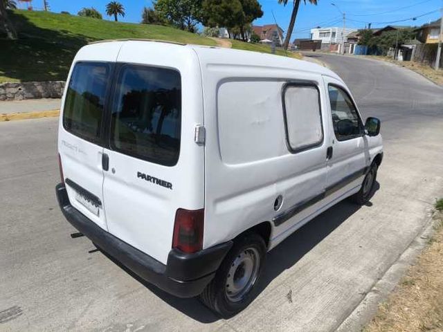 Furgón Peugeot Partner 2000