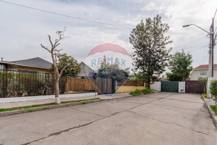 Espectacular y amplia casa en la cisterna 4d + 2b