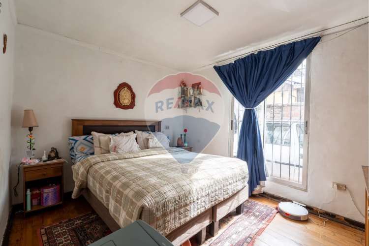 Espectacular y amplia casa en la cisterna 4d + 2b