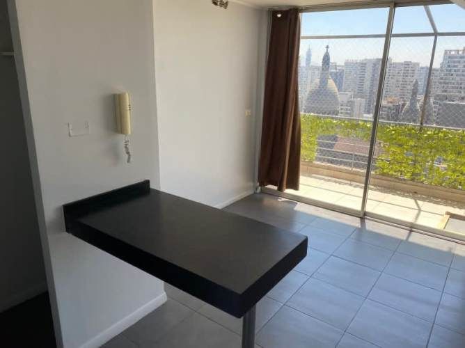 IMPERDIBLE VISTA DE SANTIAGO CENTRO, FRENTE PARQUE ALMAGRO