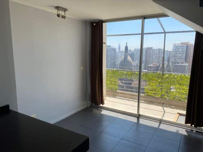 IMPERDIBLE VISTA DE SANTIAGO CENTRO, FRENTE PARQUE ALMAGRO