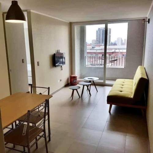 A PASOS METRO MATTA SE ARRIENDA CÓMODO DEPARTAMENTO