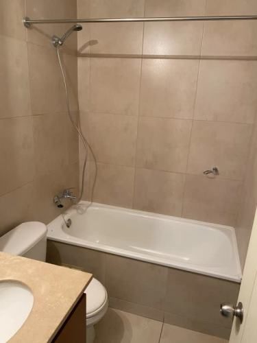 ILUMINADO DEPARTAMENTO IDEAL PARA INVERSIÓN INMOBILIARIA