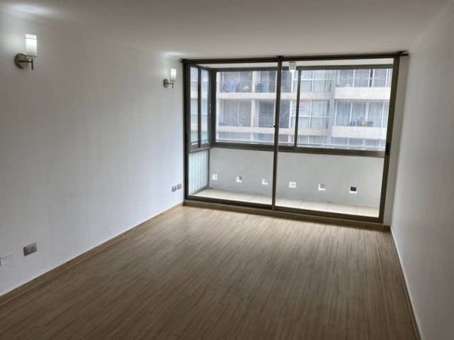 SE ARRIENDA DEPARTAMENTO REMODELADO COMODO E ILUMINADO