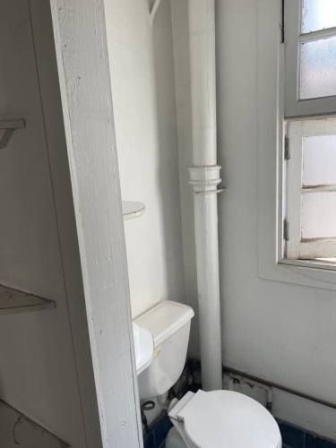 SE VENDE AMPLIO DEPARTAMENTO EN BARRIO UNIVERSITARIO