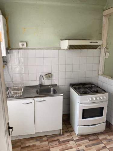 SE VENDE AMPLIO DEPARTAMENTO EN BARRIO UNIVERSITARIO