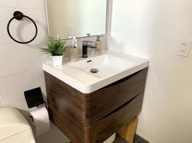 AMPLIO Y CÓMODO DEPARTAMENTO, RECIÉN REMODELADO