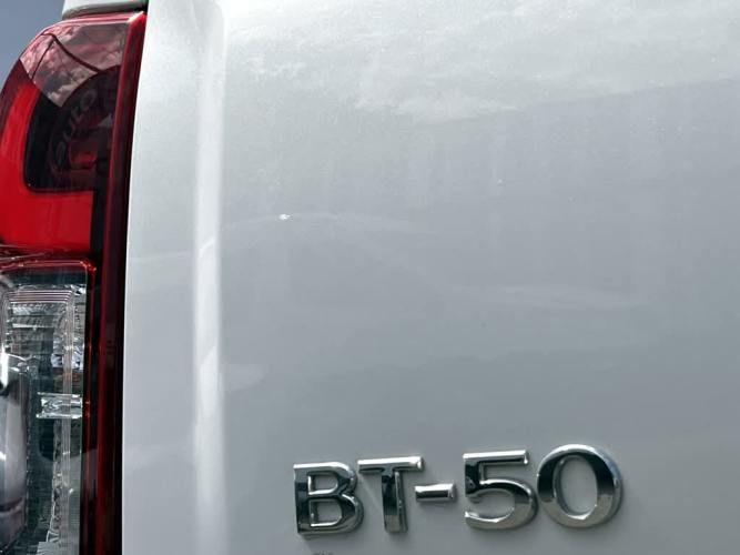 MAZDA BT-50 2025