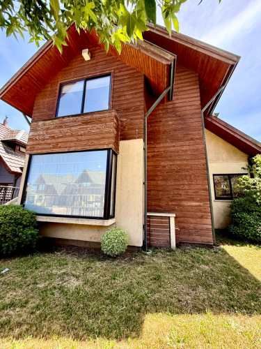 Oferta, vende casa en Valle Mirasur