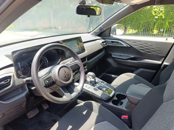 MITSUBISHI OUTLANDER 2025