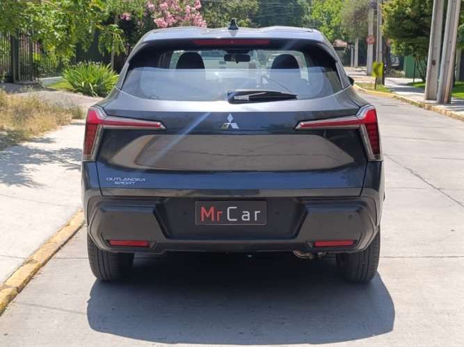 MITSUBISHI OUTLANDER 2025