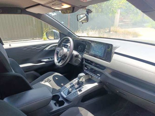 MITSUBISHI OUTLANDER 2025