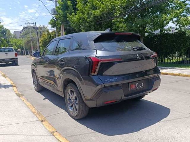 MITSUBISHI OUTLANDER 2025