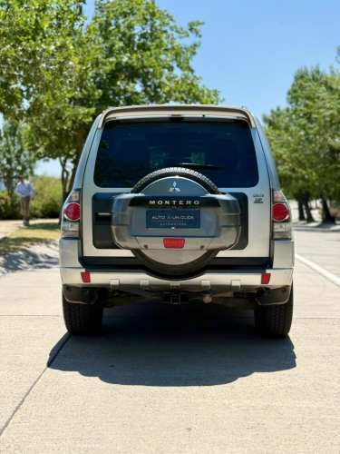MITSUBISHI MONTERO HP 4X4