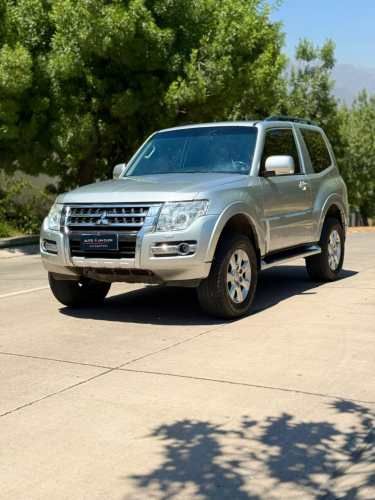 MITSUBISHI MONTERO HP 4X4