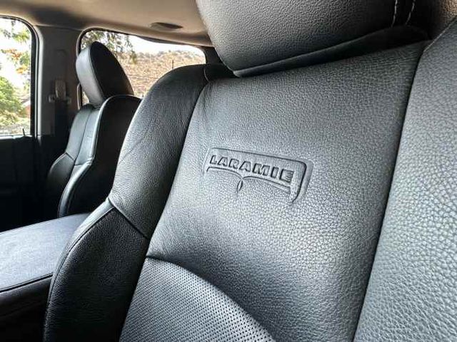 DODGE RAM 1500 LARAMIE HEMI 5.7 4X4  2016