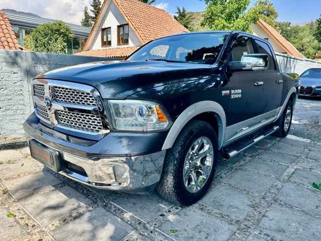 DODGE RAM 1500 LARAMIE HEMI 5.7 4X4  2016