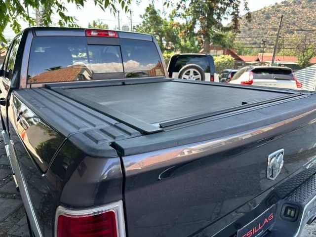 DODGE RAM 1500 LARAMIE HEMI 5.7 4X4  2016