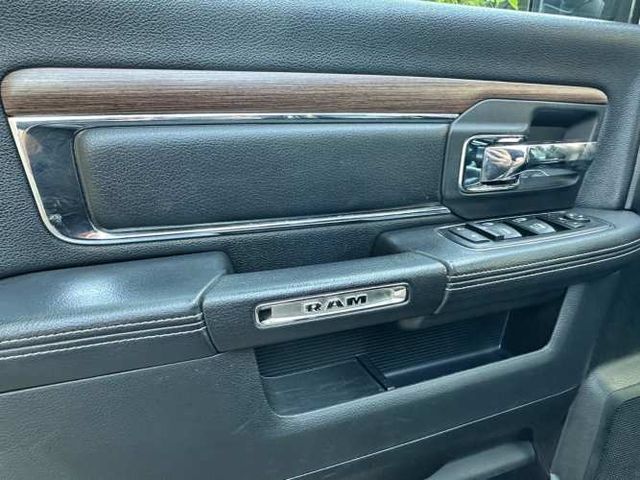 DODGE RAM 1500 LARAMIE HEMI 5.7 4X4  2016