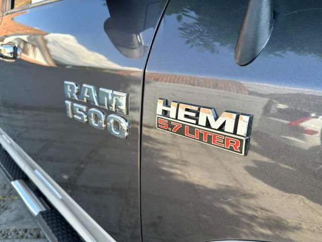 DODGE RAM 1500 LARAMIE HEMI 5.7 4X4  2016