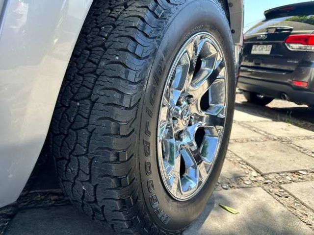 DODGE RAM 1500 LARAMIE HEMI 5.7 4X4  2016