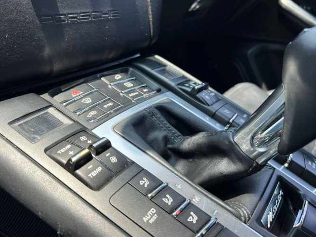 PORSCHE CAYENNE S 3.0  2015