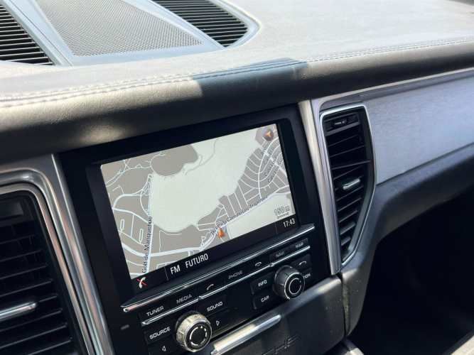 PORSCHE CAYENNE S 3.0  2015