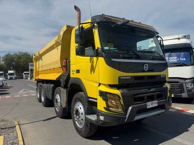 Camión Tolva Volvo FMX